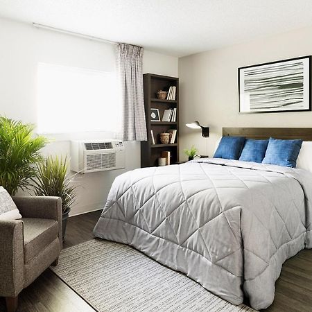 Intown Suites Extended Stay Select Hampton Va Exteriör bild