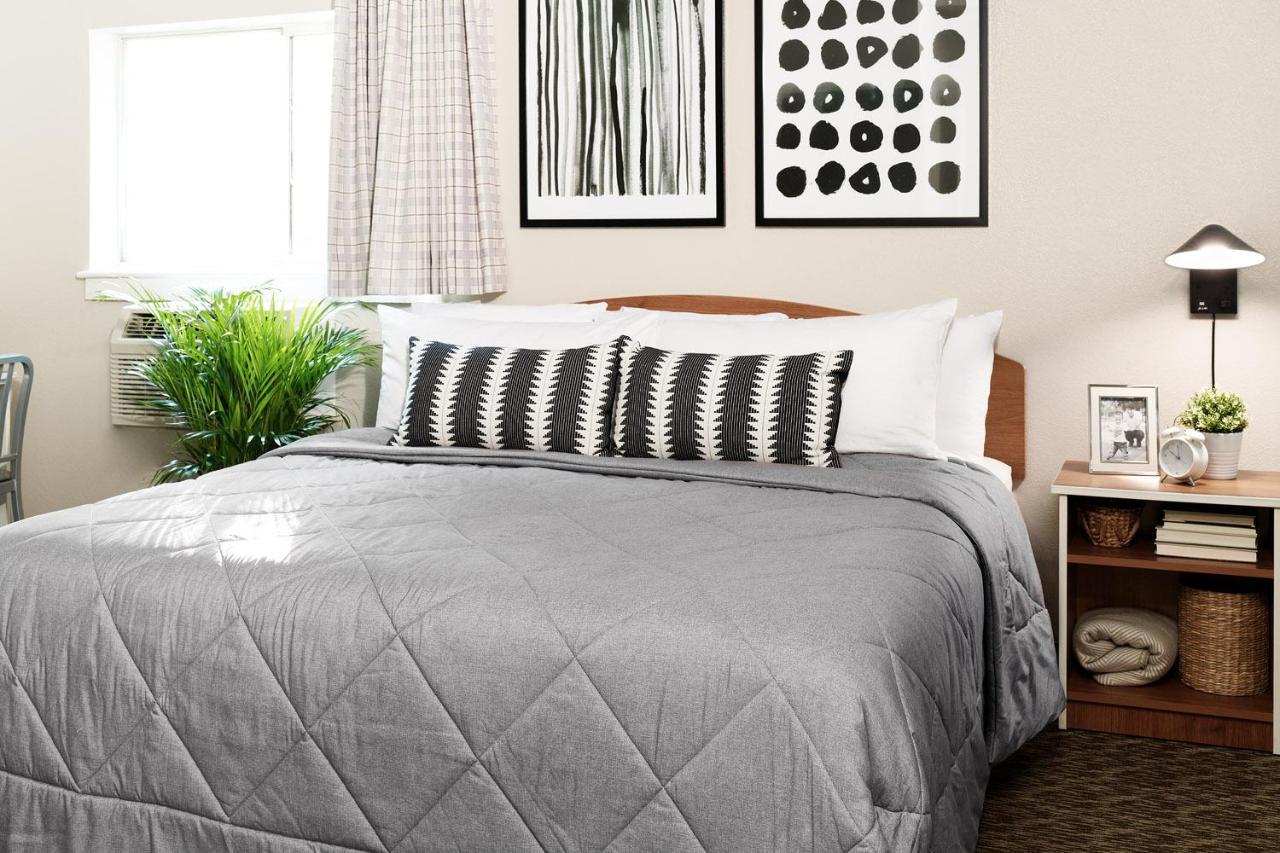 Intown Suites Extended Stay Select Hampton Va Exteriör bild