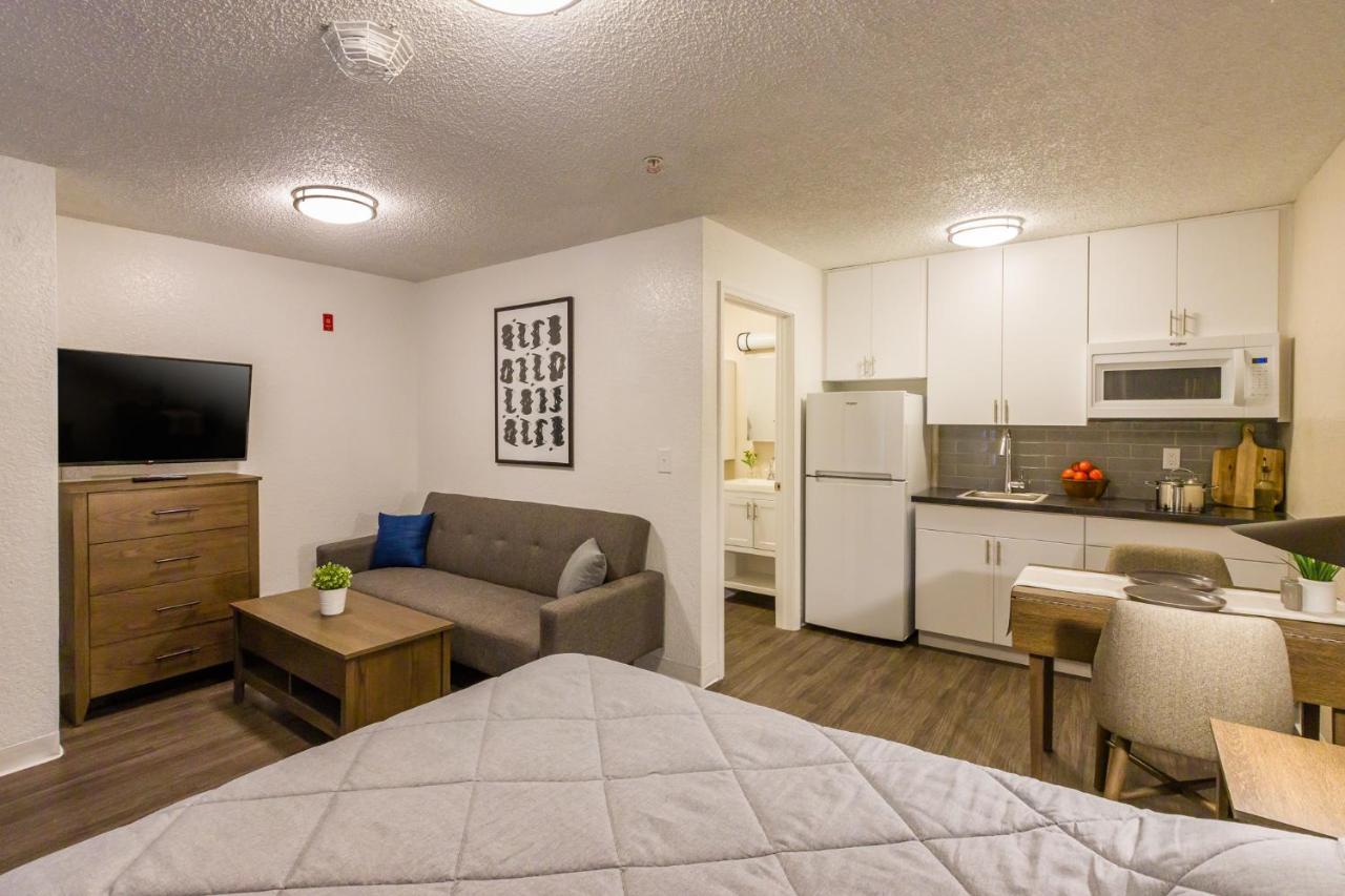 Intown Suites Extended Stay Select Hampton Va Exteriör bild